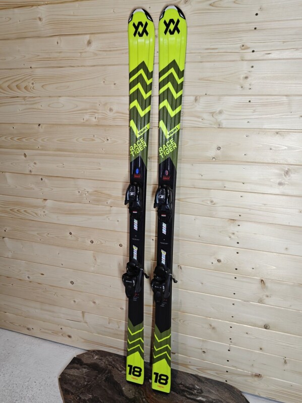 LYŽE VOLKL RACETIGER JR YELLOW 160CM